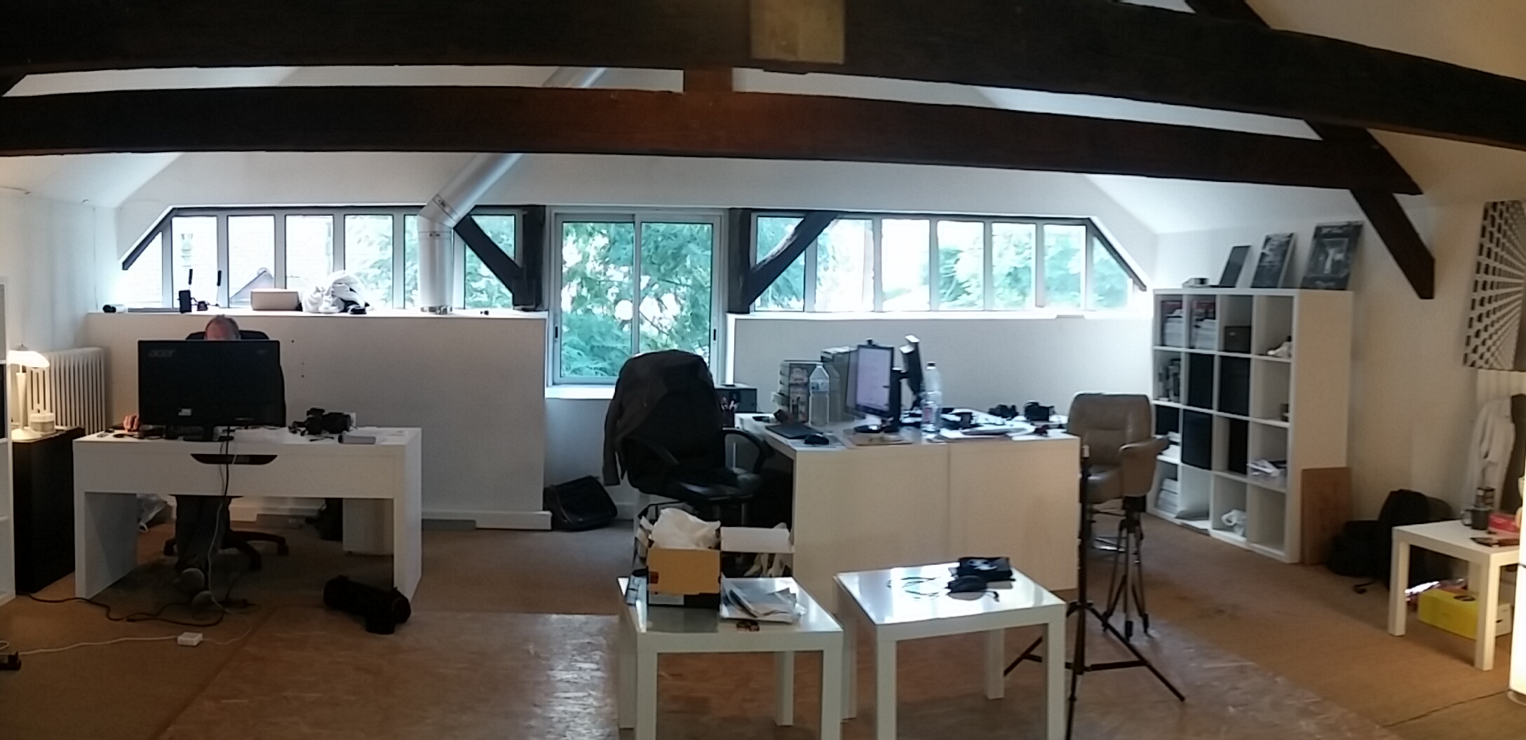 Nous vous recevons dans notre studio, 'Le 10', situé à Rennes, en centre ville